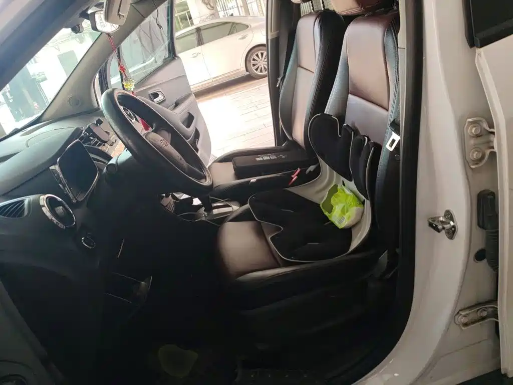 Chevrolet Trax — миниатюра 11