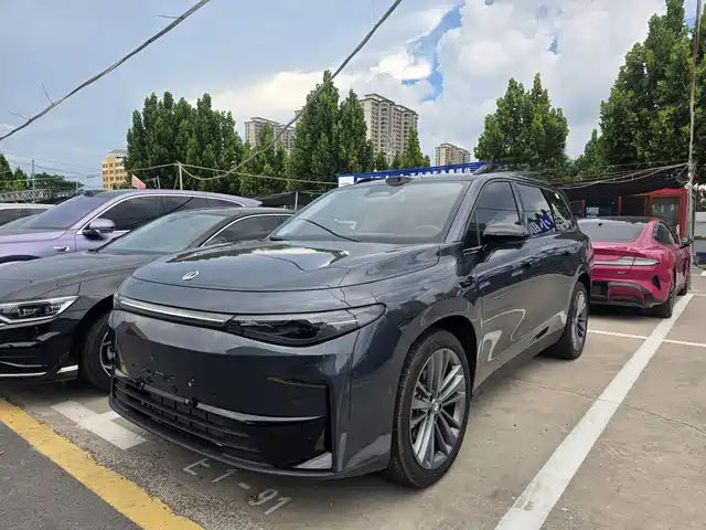 2025 Leapmotor C16