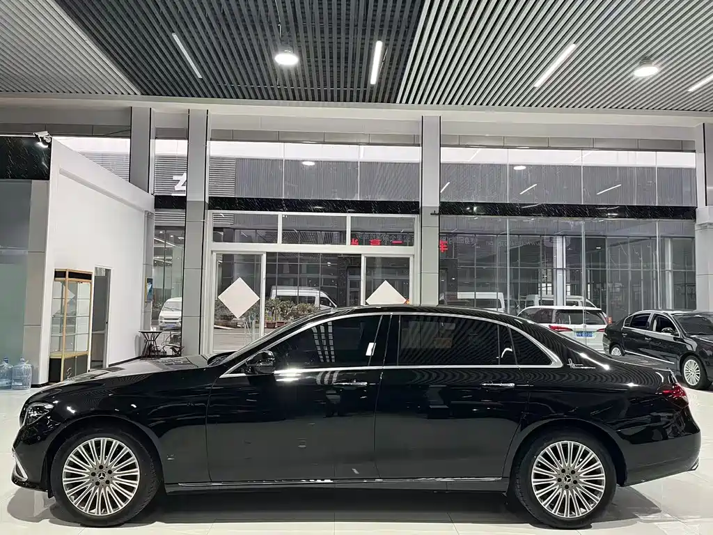 Mercedes-Benz E-Class E 2023 E 300 L Fashion
