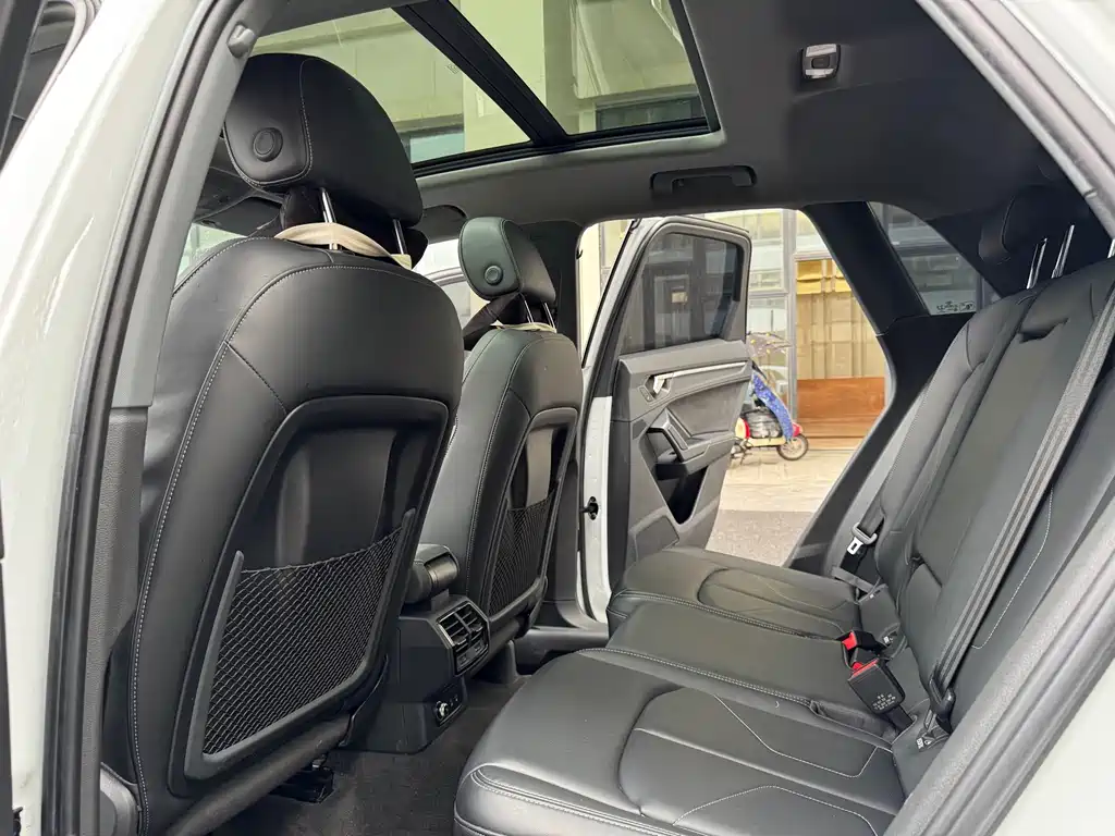 Audi Q3 — миниатюра 5