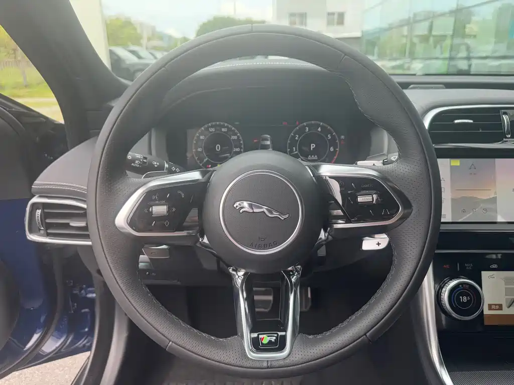 Jaguar XEL — миниатюра 12