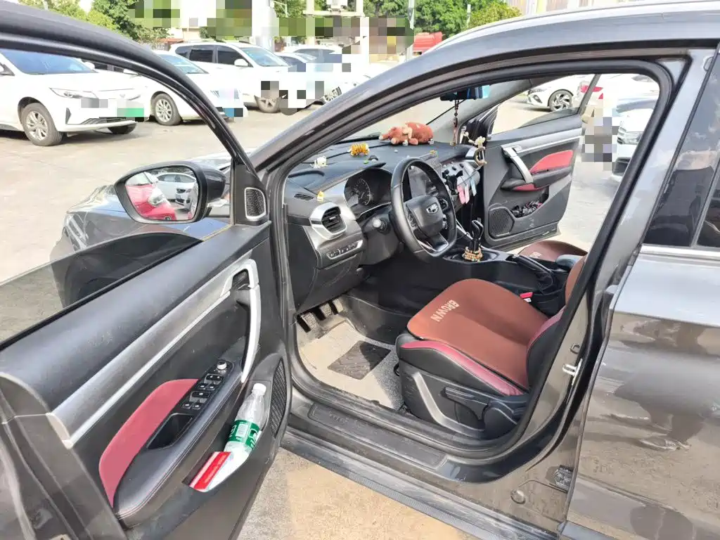 Geely Binyue — миниатюра 12