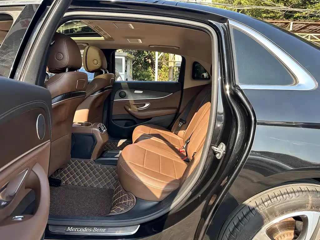 Mercedes-Benz E-Class E 2016 E 200 L Sport