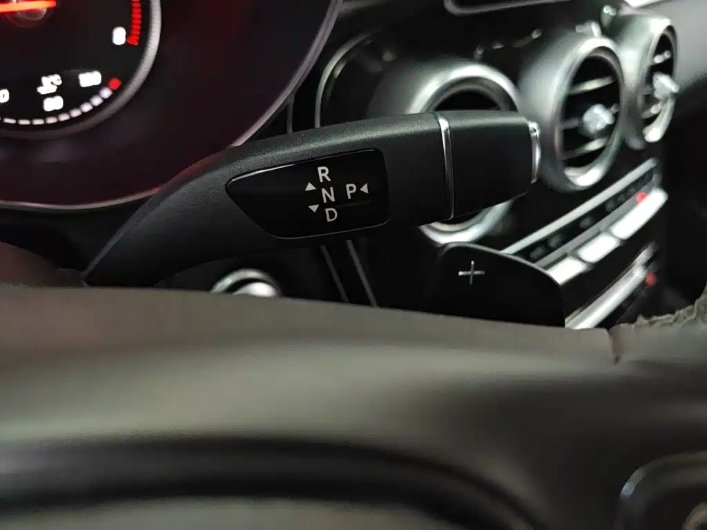 Mercedes-Benz GLC — миниатюра 17