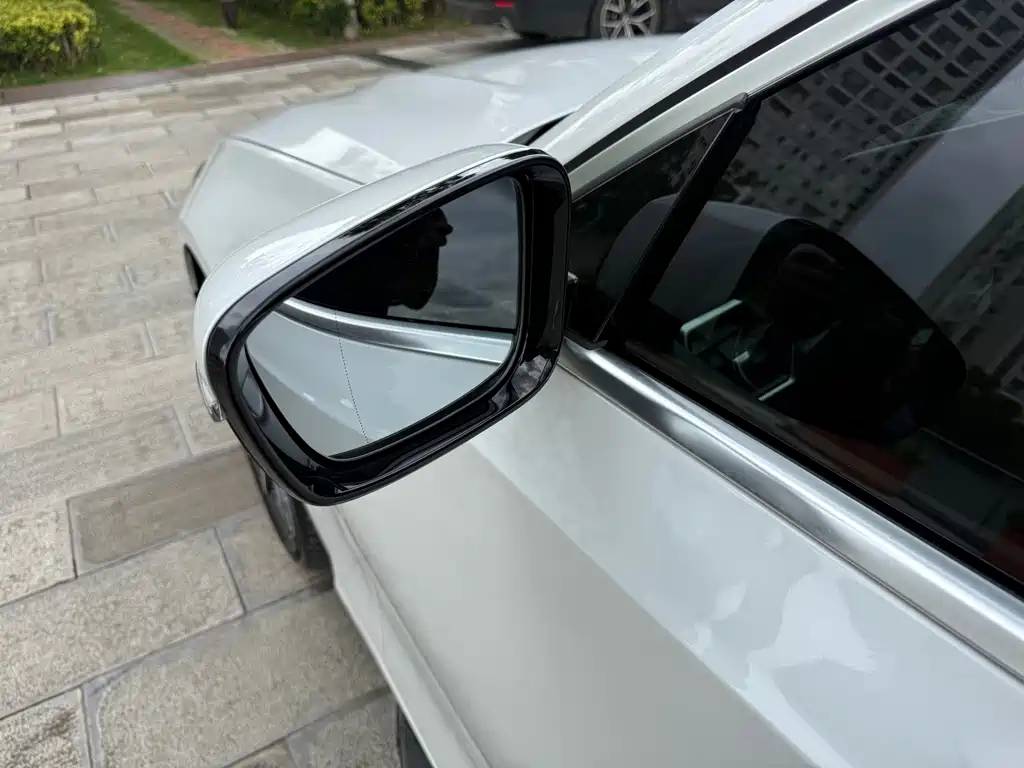 BMW 3 Series — миниатюра 16