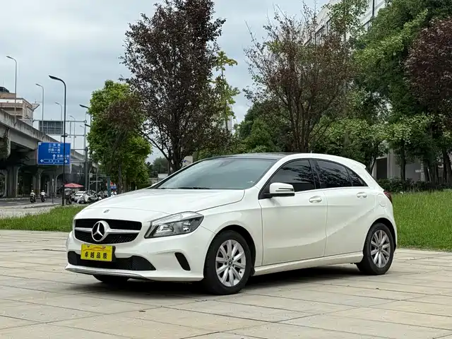 MERCEDES-BENZ  A CLASS 2018