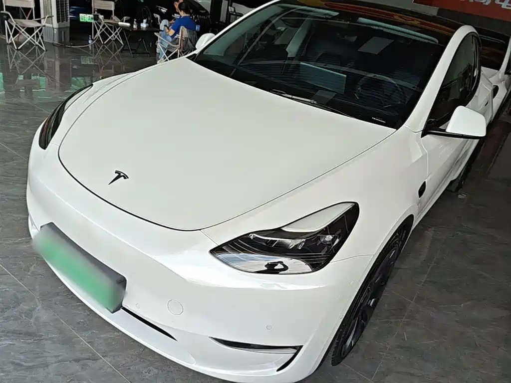 Tesla Model Y 2022