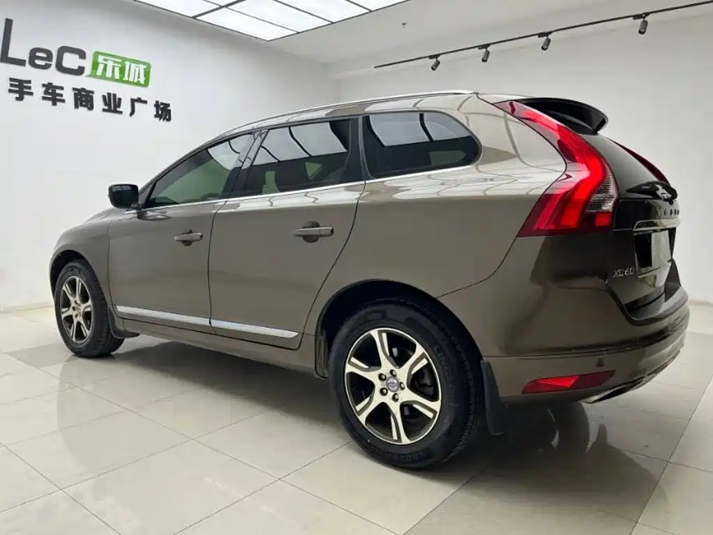Volvo XC60 — миниатюра 7