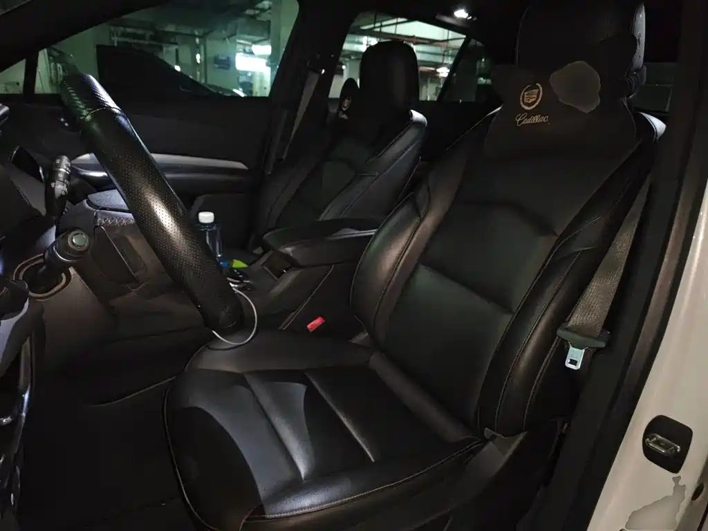 Cadillac XT4 2020 28T Lead