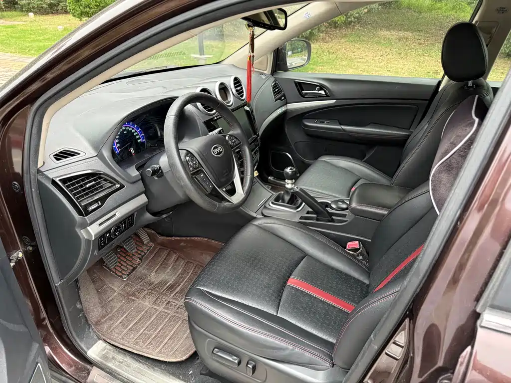 BYD S7 — миниатюра 11