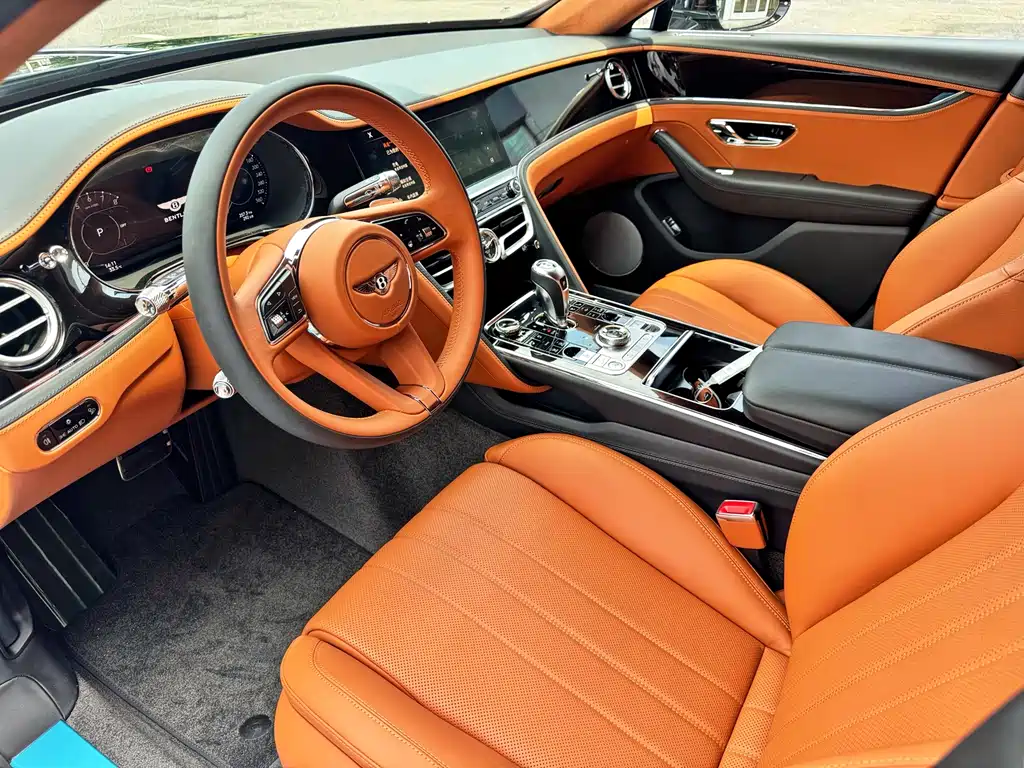 Bentley Flying Spur 2026 4.0T V8 Standard