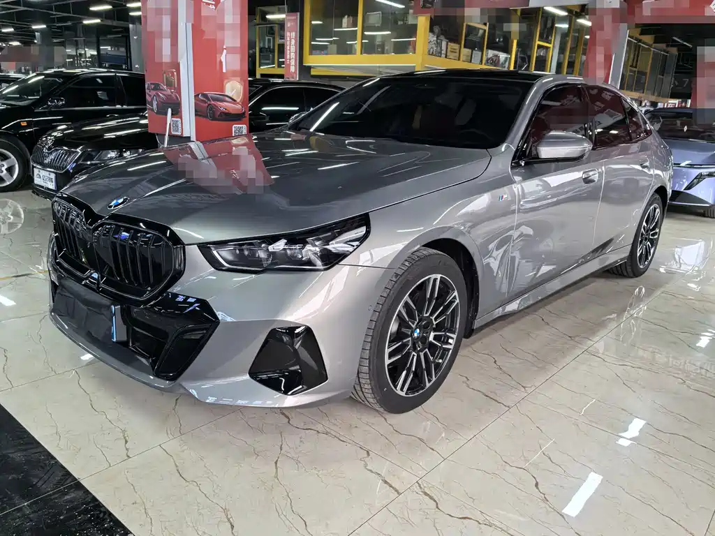 BMW 5 Series 2026