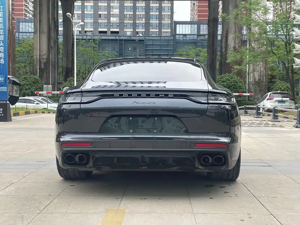 Porsche Panamera — миниатюра 6
