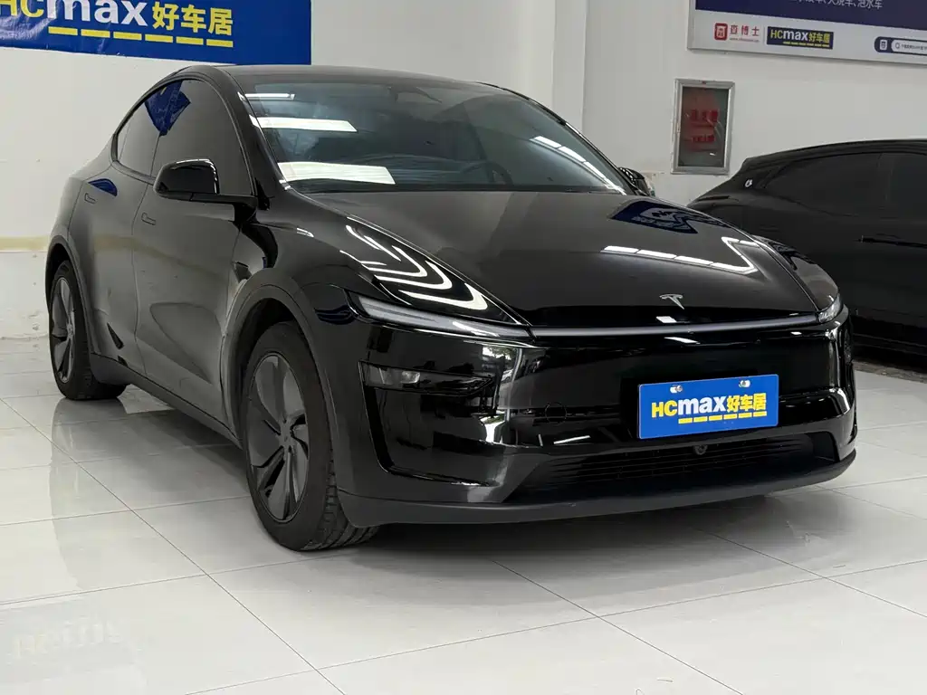 Tesla Model Y — фотографии объявления, Фото 4