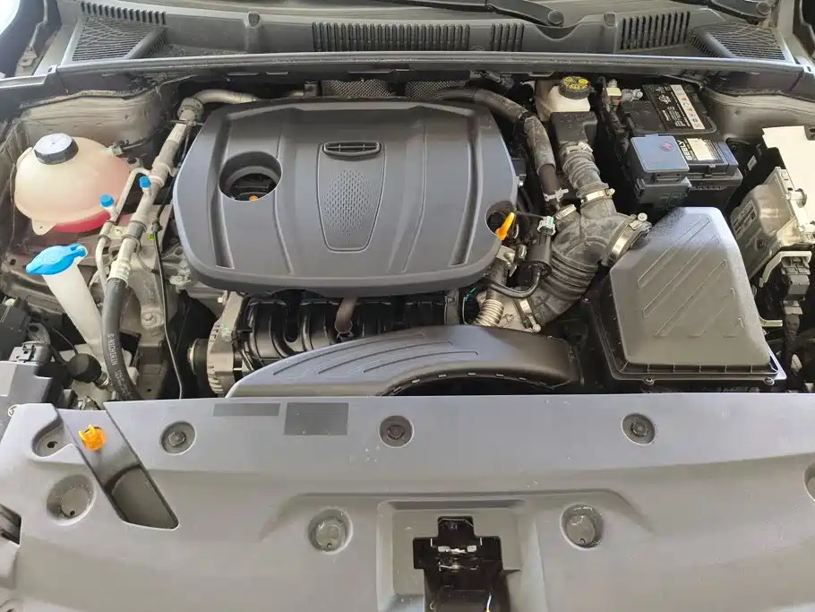 Geely Emgrand 2023 4 Champion 1.5L CVT Luxury