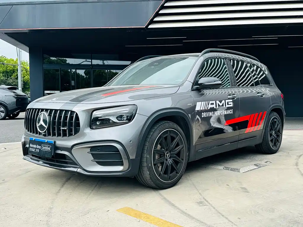 Mercedes-Benz GLB AMG 2025