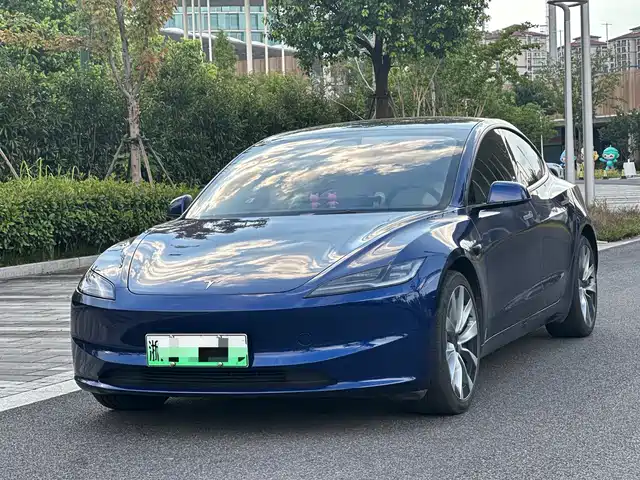 2024 Tesla Model 3