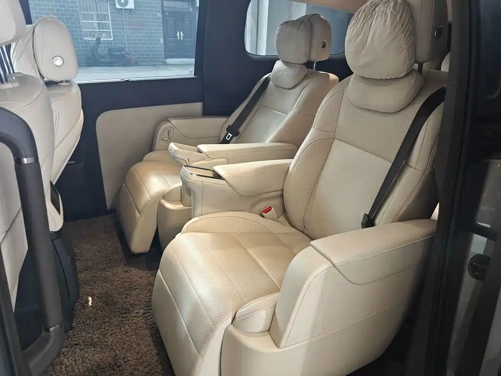 Li Auto Li MEGA — миниатюра 4