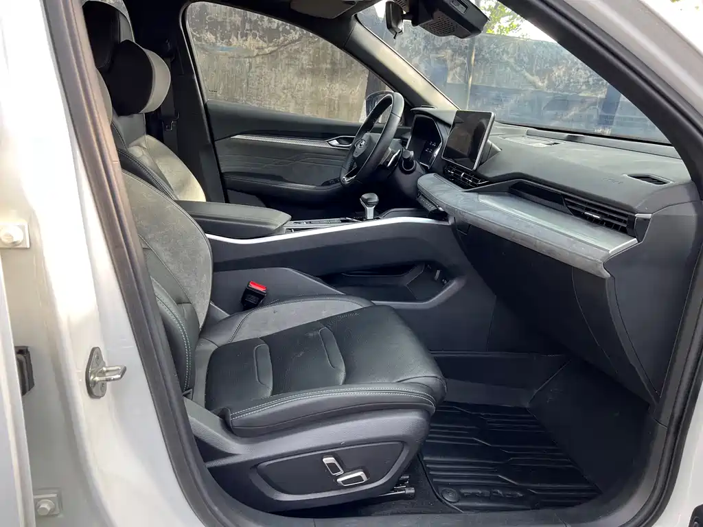 GEELY AUTOMOBILE XINGRUI