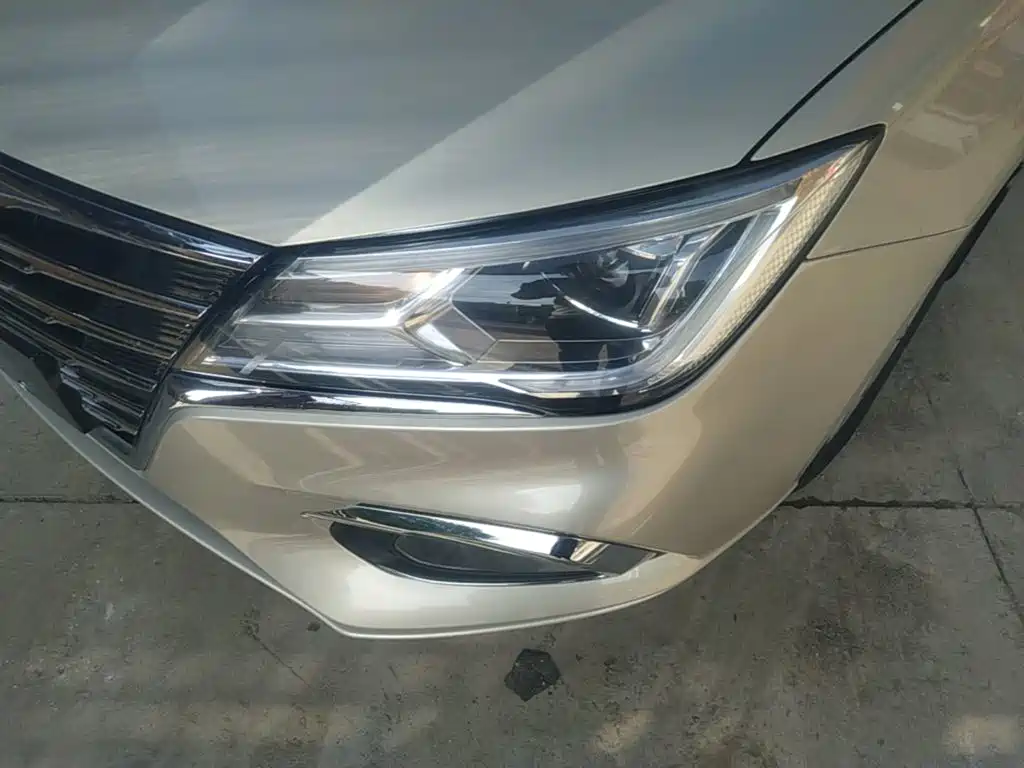 Roewe i5 — миниатюра 24