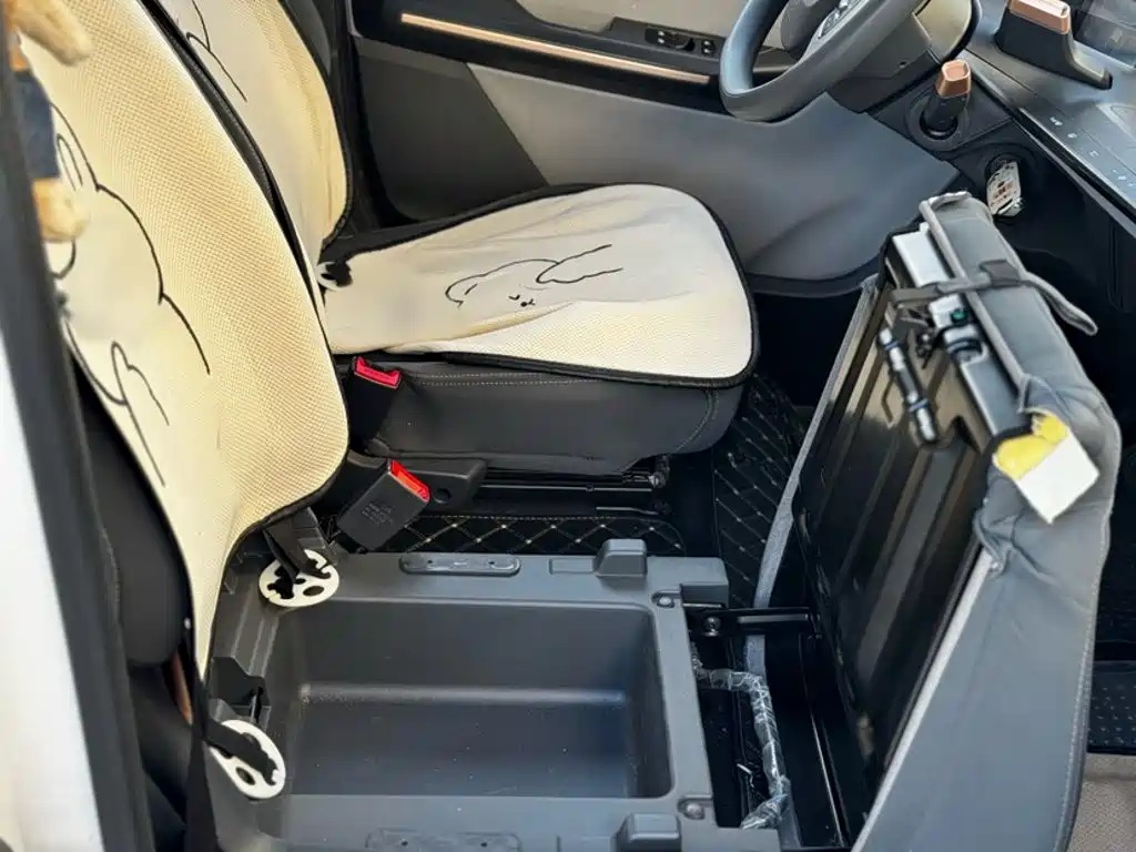 Baojun E200 — миниатюра 16