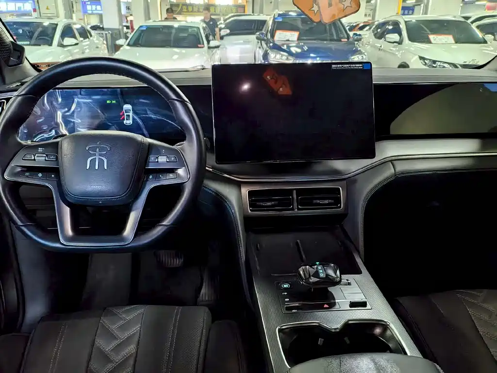 BYD L DM-i — миниатюра 5