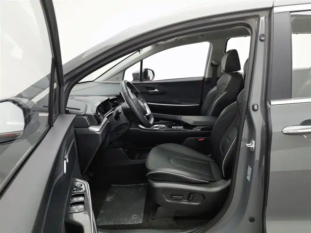 Hyundai Custo 2021 270TGDi Luxury LUX