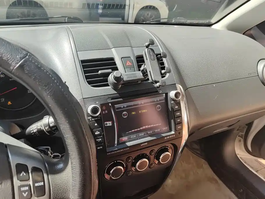 Suzuki SX4 — миниатюра 13