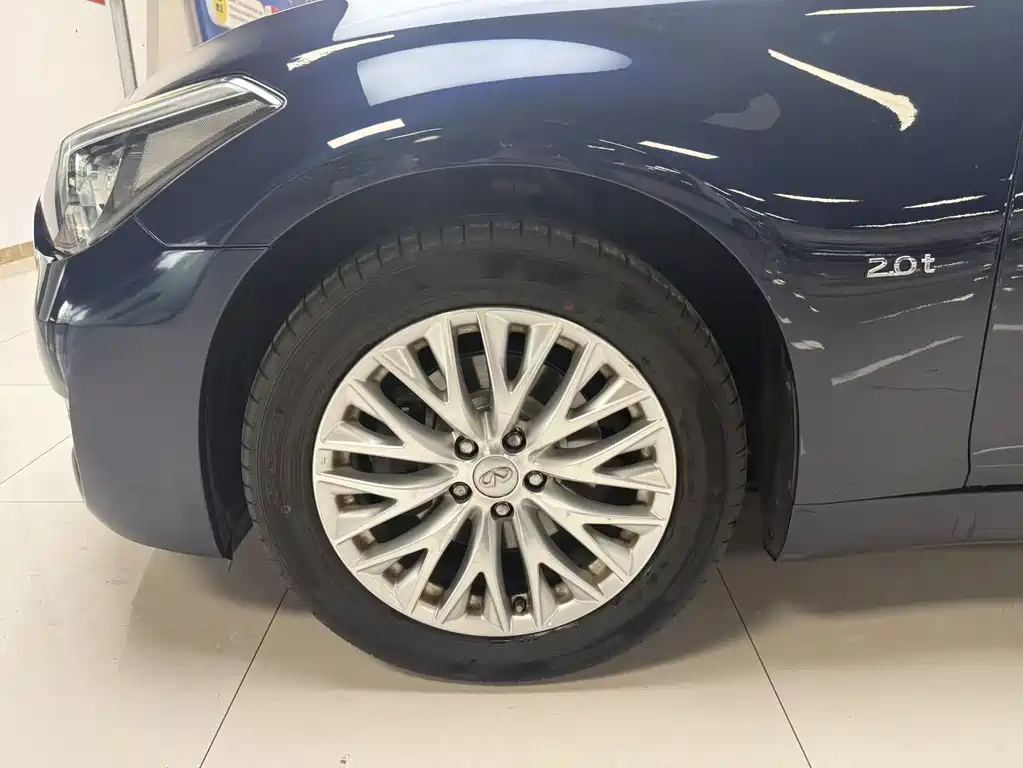 Infiniti Q70 2019 Q70L 2.0T Elite PLUS
