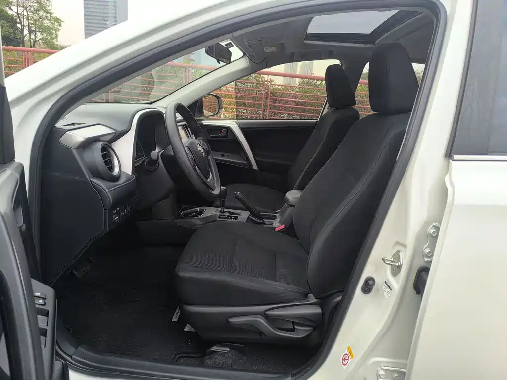 TOYOTA RAV4 RONGFANG