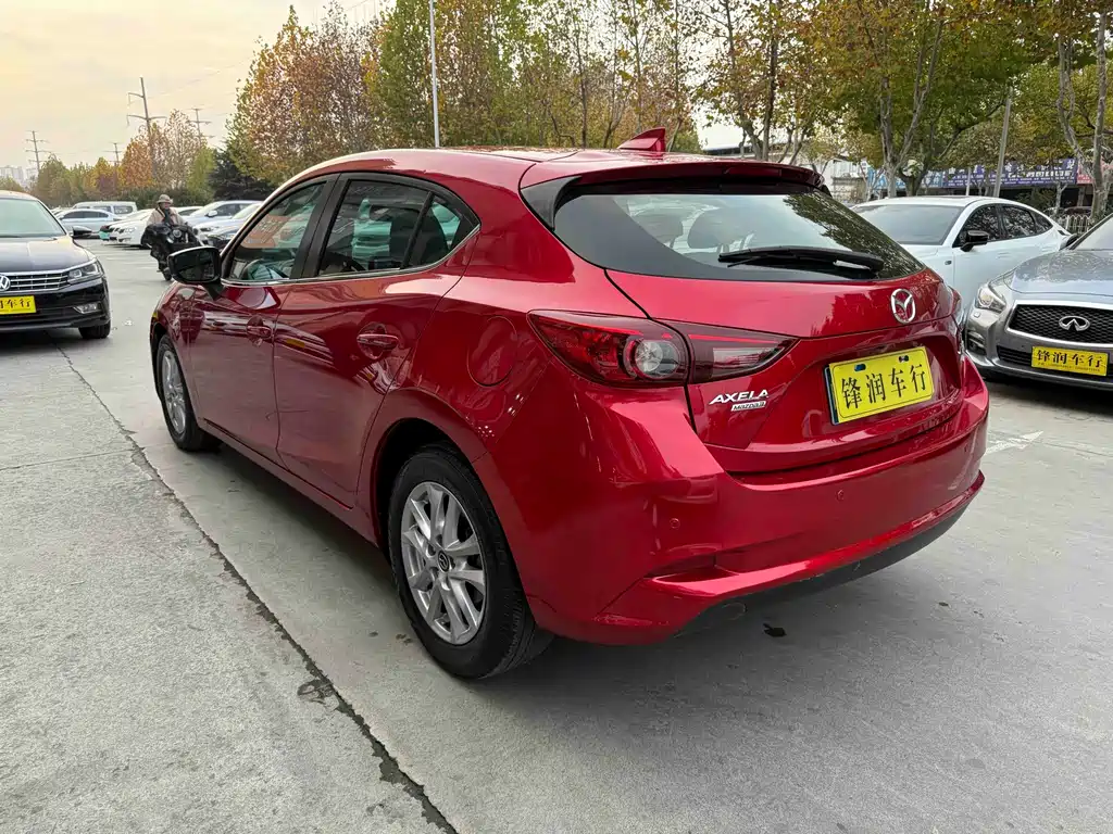 MAZDA 3 ANGKESAILA
