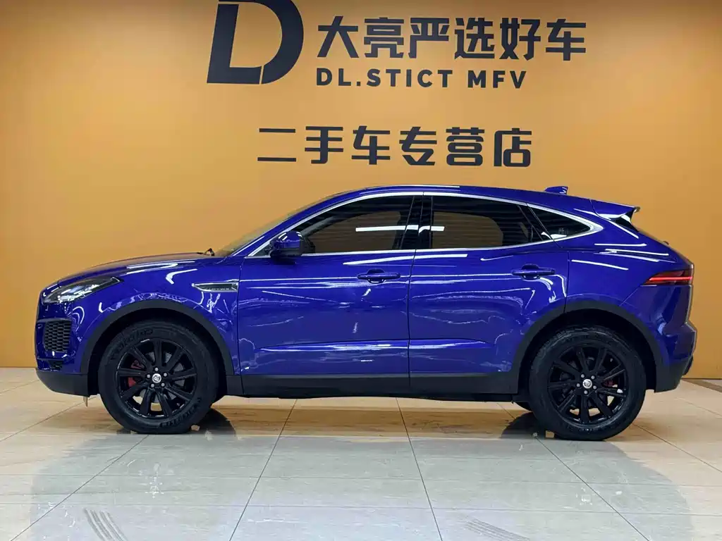 Jaguar E-PACE — миниатюра 8