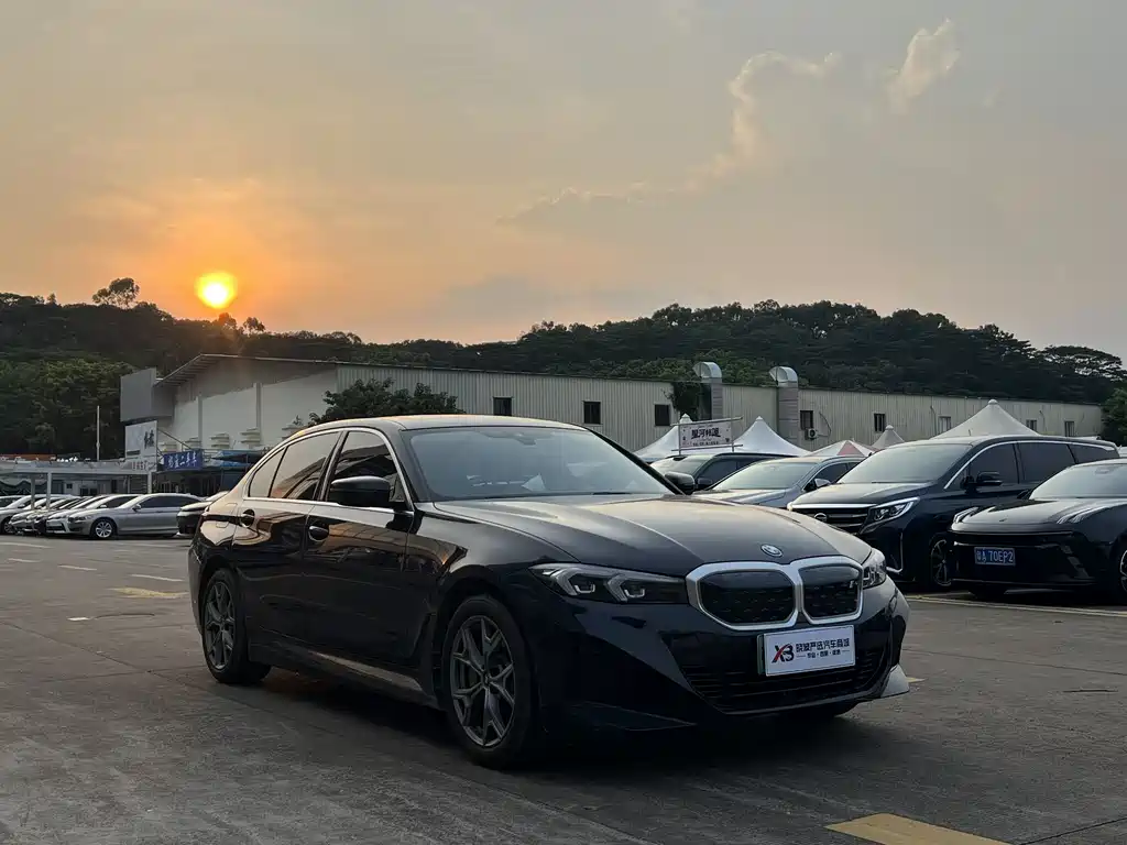 BMW i3 2024 eDrive 35 L