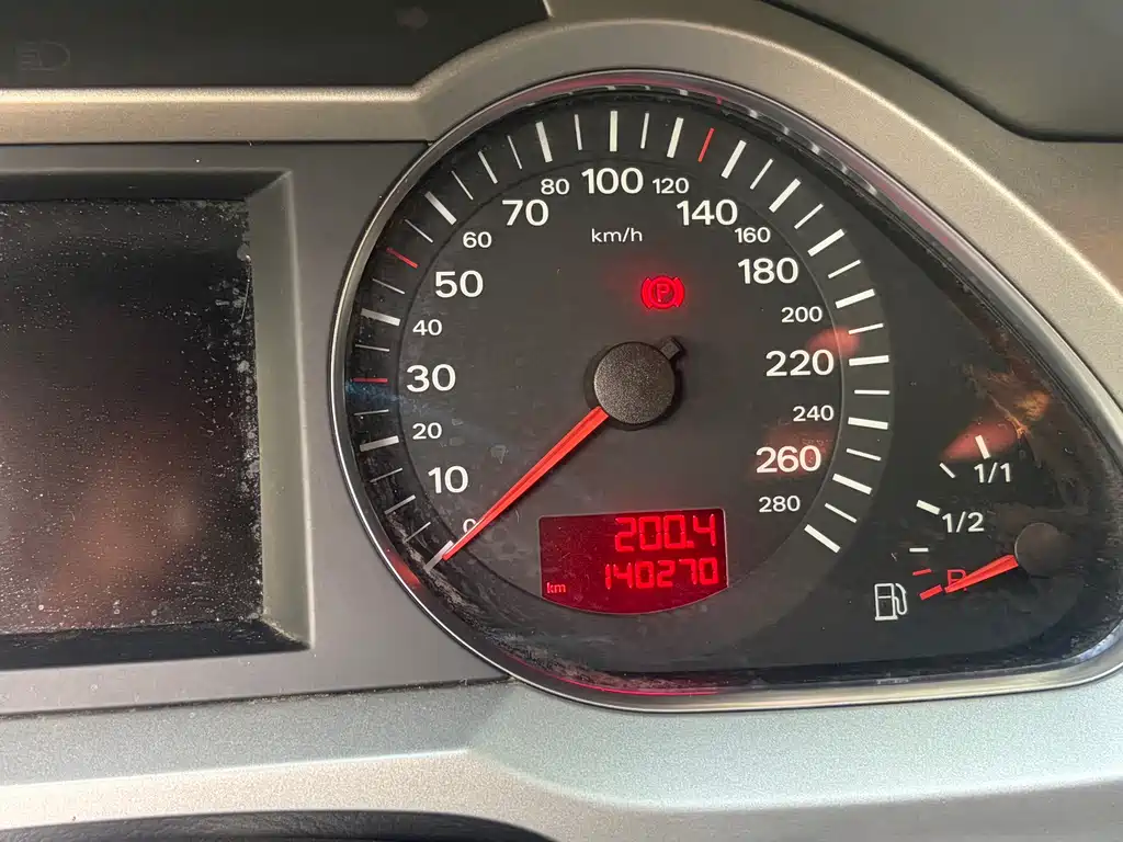 Audi A6L — миниатюра 7