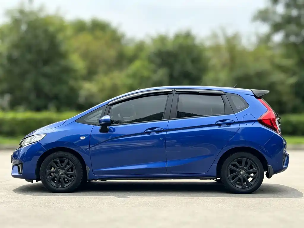 Honda Fit — миниатюра 3