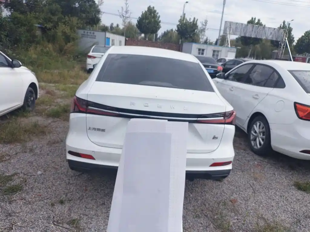 Roewe i5 — миниатюра 15