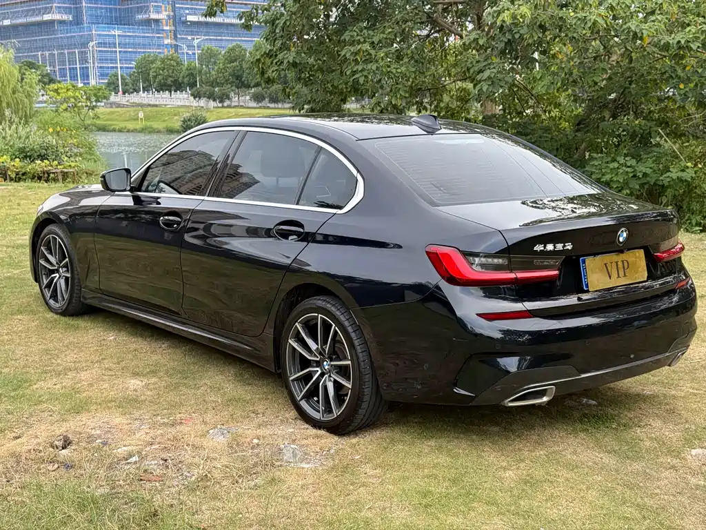 BMW 3 Series — миниатюра 6
