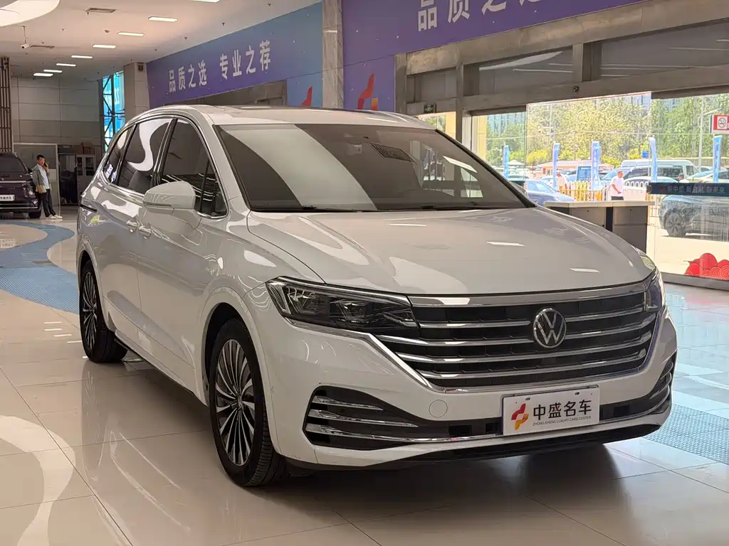 Volkswagen Viloran 2020 380TSI Luxury