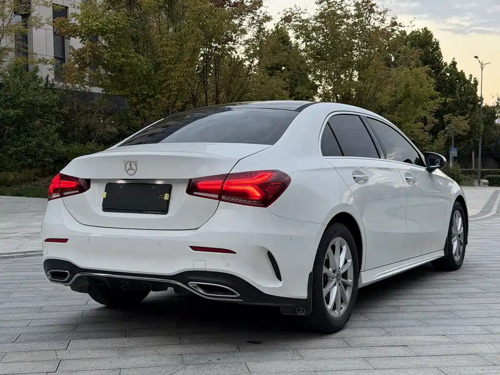 Mercedes-Benz A-Class — миниатюра 8