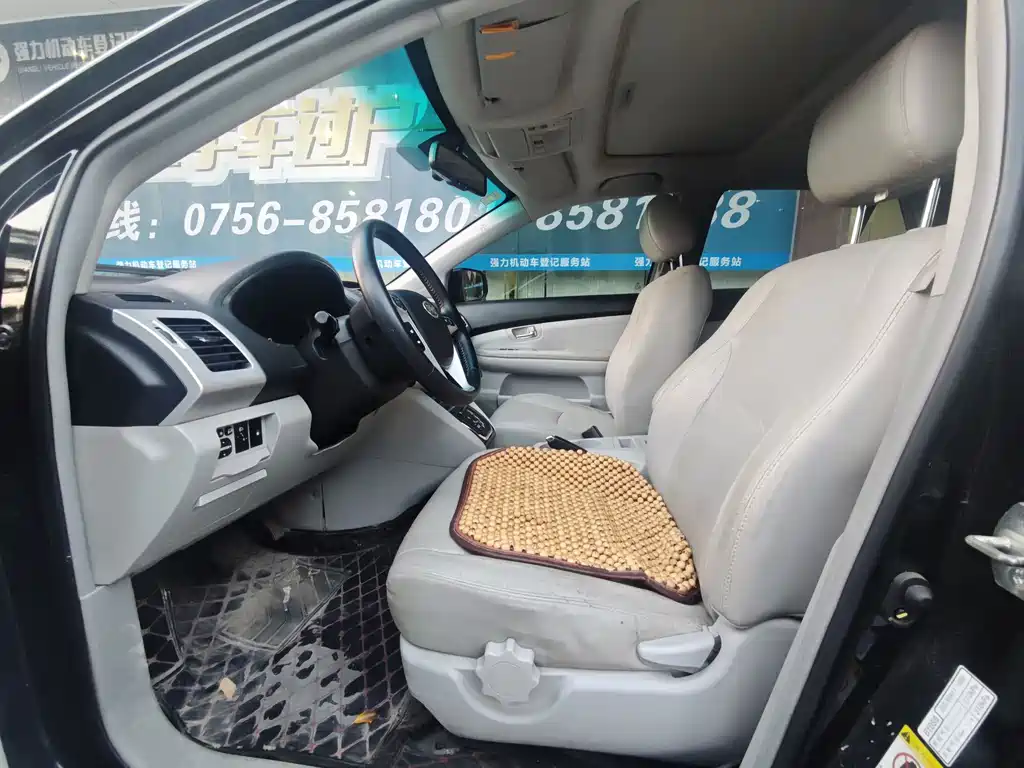BYD S6 — миниатюра 4