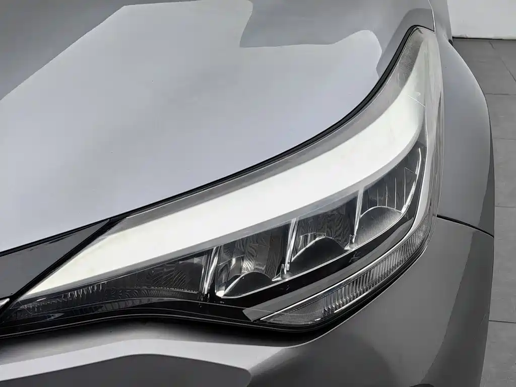 Toyota IZOA — миниатюра 7
