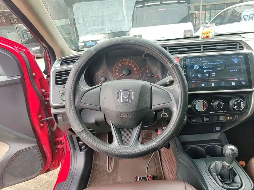 Honda City — миниатюра 11