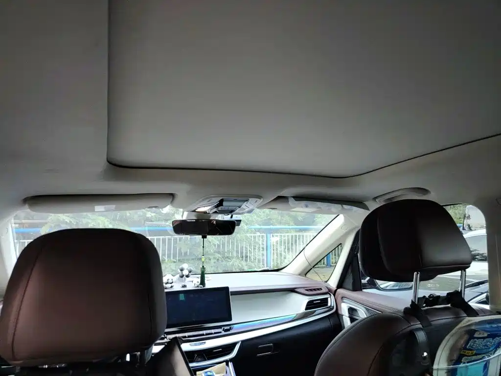 Geely Jia Ji New Energy — миниатюра 19