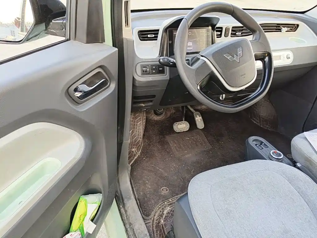 Wuling MINIEV — миниатюра 16