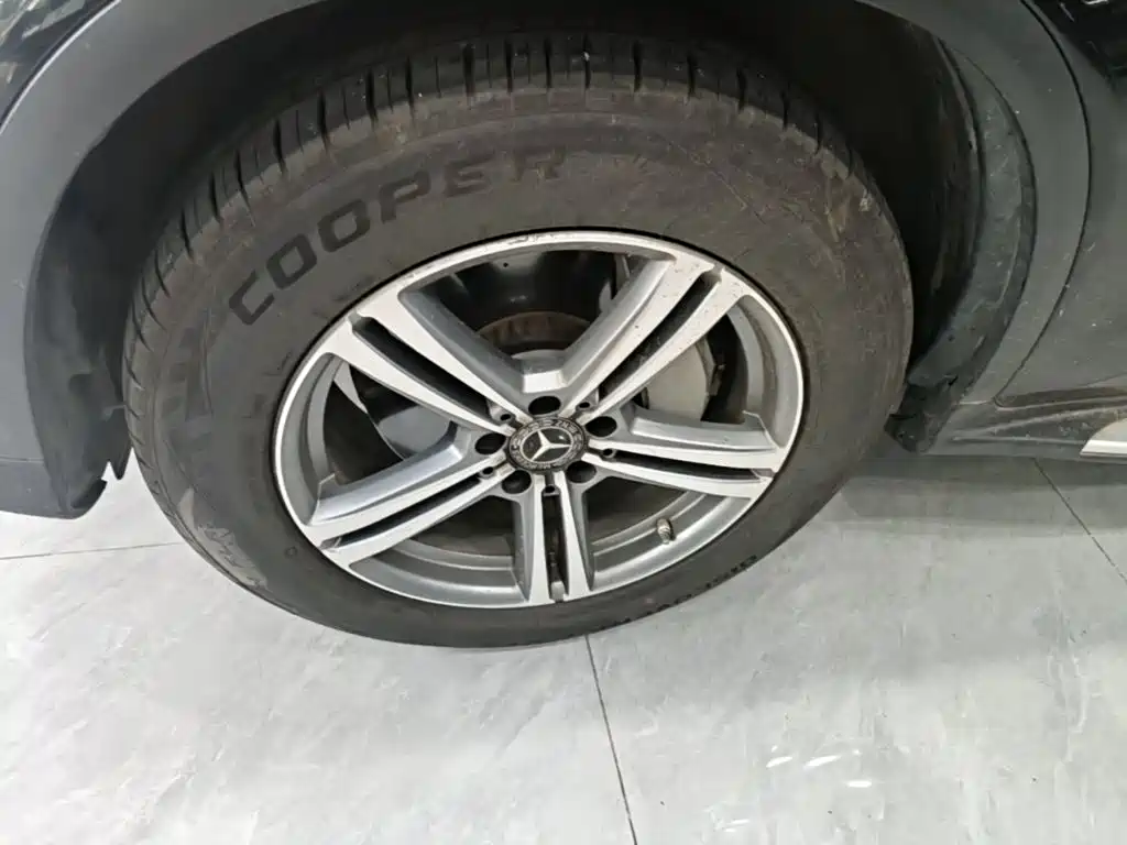 Mercedes-Benz GLC — миниатюра 23