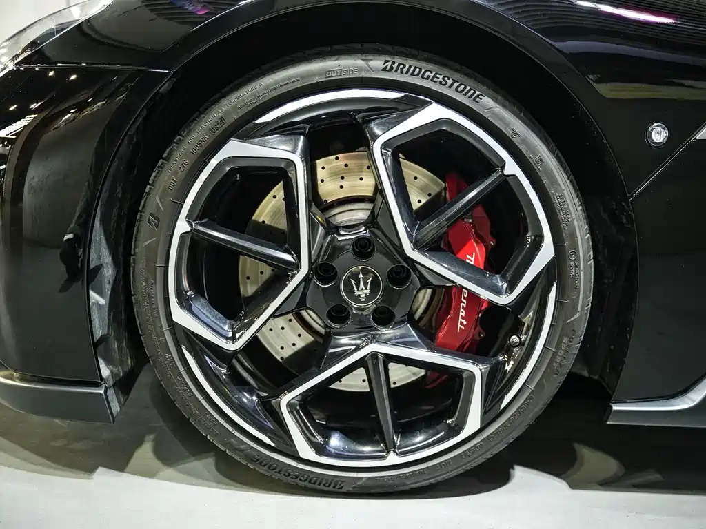 Maserati MC20 2020 3.0T Standard