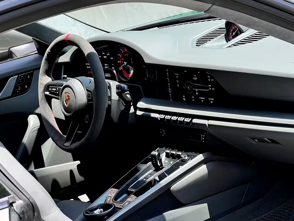 Porsche 911 2020 Carrera 3.0T