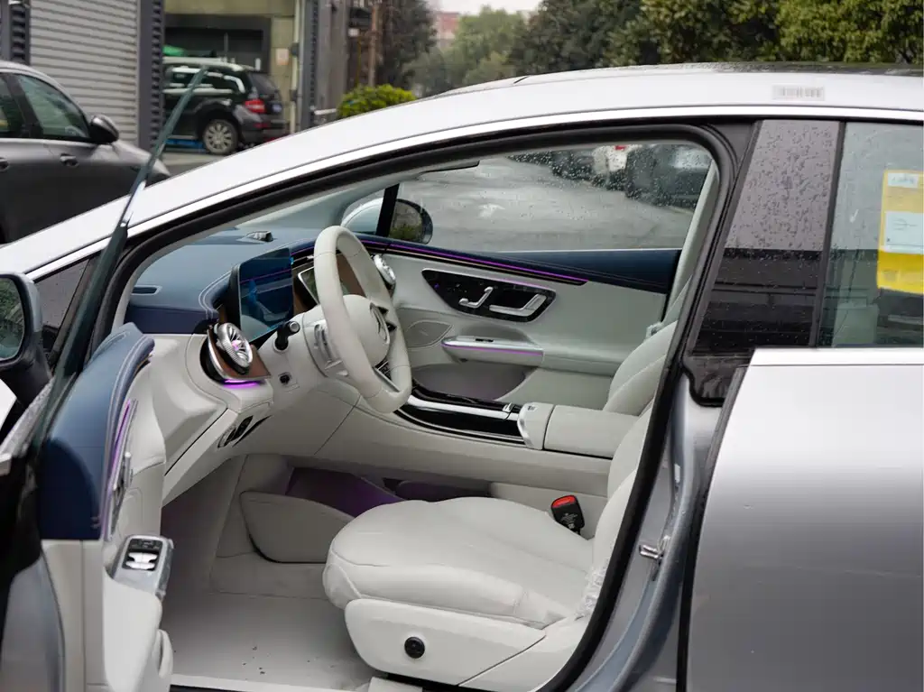 Mercedes-Benz EQE 2025 500 4MATIC