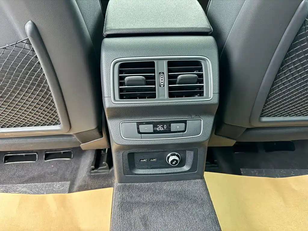 Audi Q5L — миниатюра 13