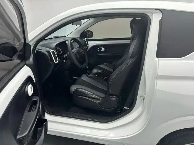 Roewe Clever 2022 311km